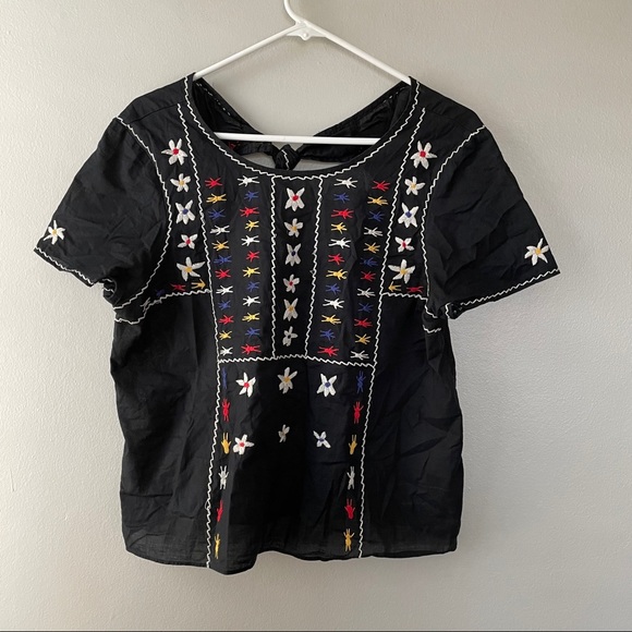 Madewell Embroidered Tied Back Cut Out Top - Picture 2 of 8